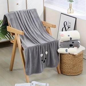 Baby Towel with Bear Face Design – Soft Plush Bath Towel for Infants and Toddlers, Perfect for Bath Time,Newborn Shower Gift, or Nursery Decor (Grey)