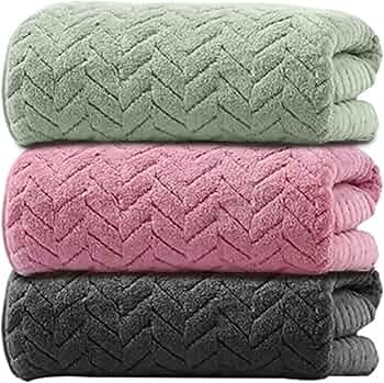 Microfiber Towels for Bath-Soft Coral Fleece Towel with Hook Quick Dry Super Absorbent-Bath Towel for Men and Women-70 x 140 cm (Green/Pink/Grey, Pack of 3) - Image 2