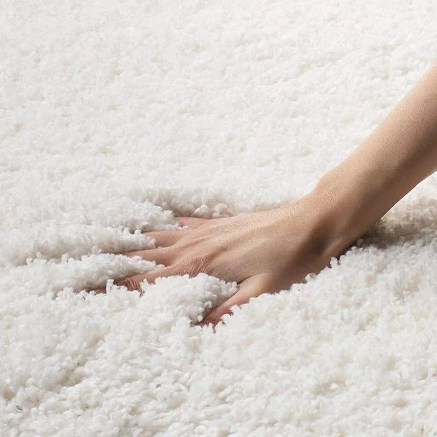 White Shaggy Rug Set – 2 Pieces, 4x6 ft Each, Soft Microfibre Carpet for Living Room & Bedroom - Image 4